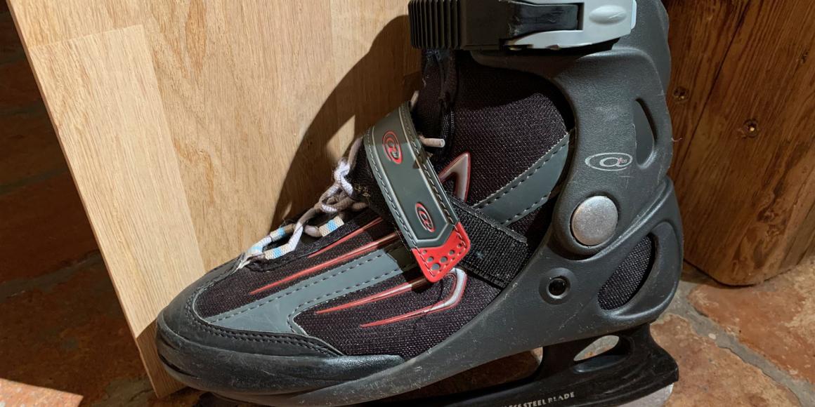 Schlittschuh in Warteschleife